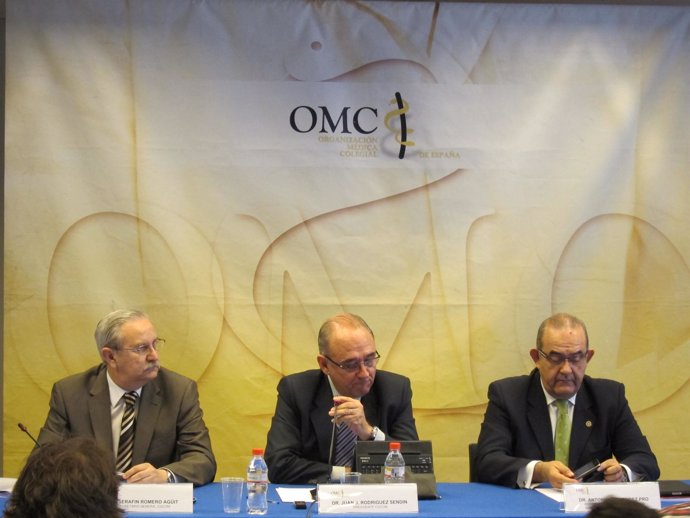 Presidente De La OMC Y Asesores De La Organización