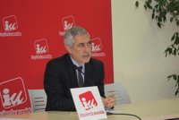 Llamazares reclama al Gobierno que no imponga un estado "policial y penal"