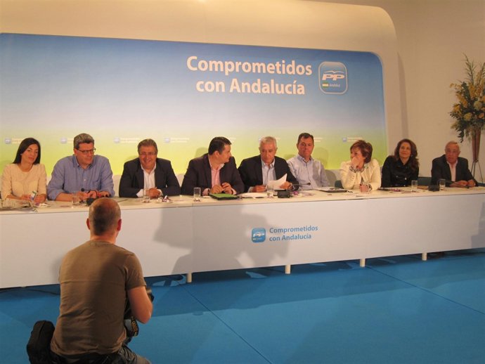El Presidente Del PP-A Javier Arenas, Se Reune Con Dirigentes De Su Partido