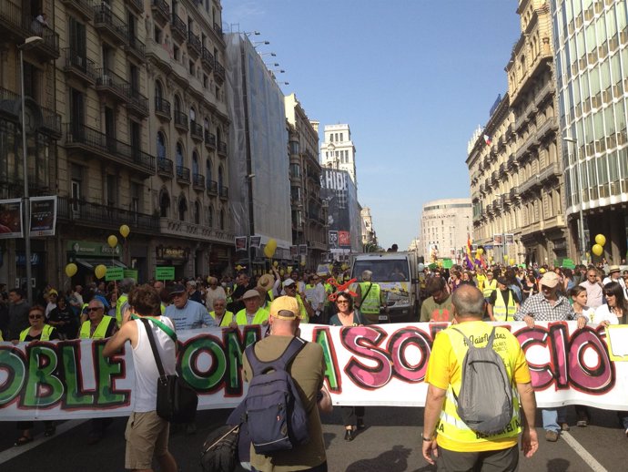 Manifestación De 'Indignados' En Barcelona
