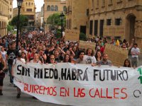 Más de un millar de personas se manifiesta por las calles de Salamanca