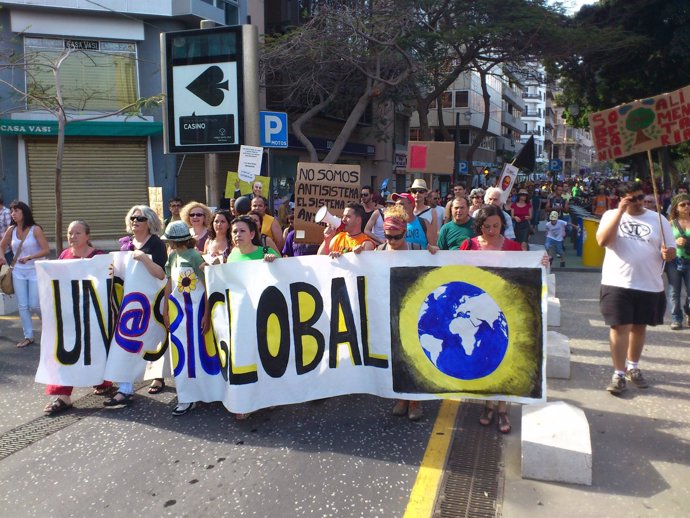 Manifestación Del 15M En Santa Cruz De Tenerife