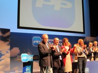 Cospedal dice que "si es cierto que el PSOE quiere un gran acuerdo para salir de la crisis, ese consenso existirá"