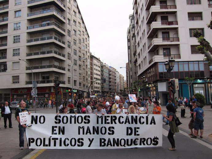 Manifestación Por Las Calles De Logroño