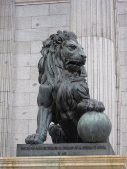 León Del Congreso De Los Diputados