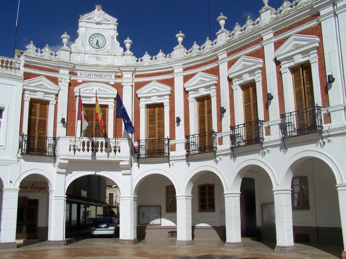 Ayuntamiento De Manzanares