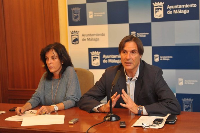 Damián Caneda en rueda de prensa edil Málaga capital Cultura, Turismo, Deportes