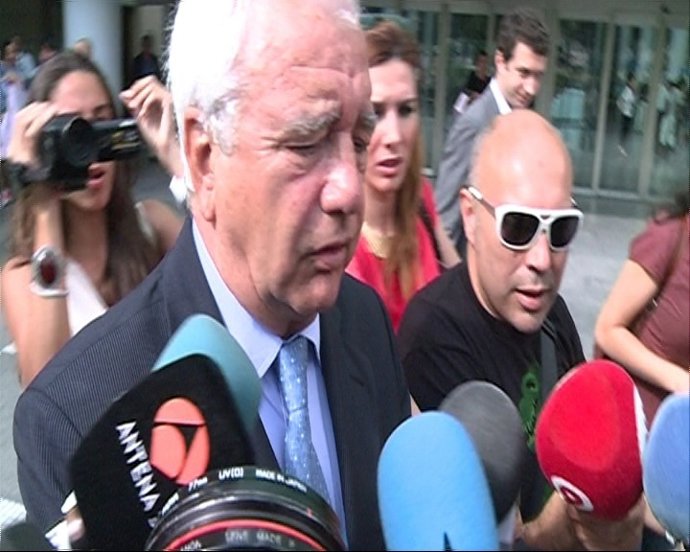 Paco Roig A Su Salida Del Juzgado