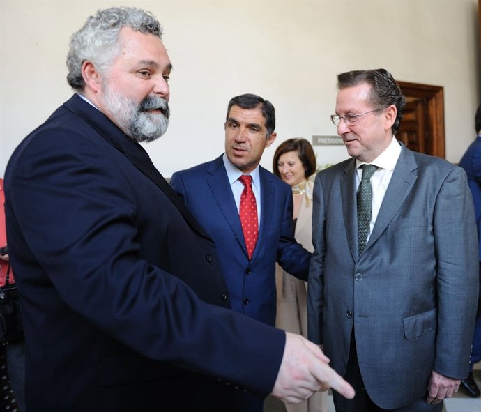 Jesús García Calderón, Lorenzo Del Río, Y Emilio De Llera         