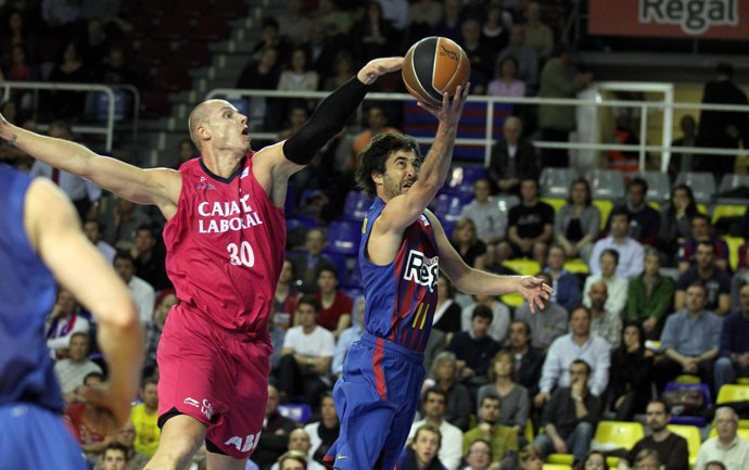 Navarro Lampe Barcelona Caja Laboral