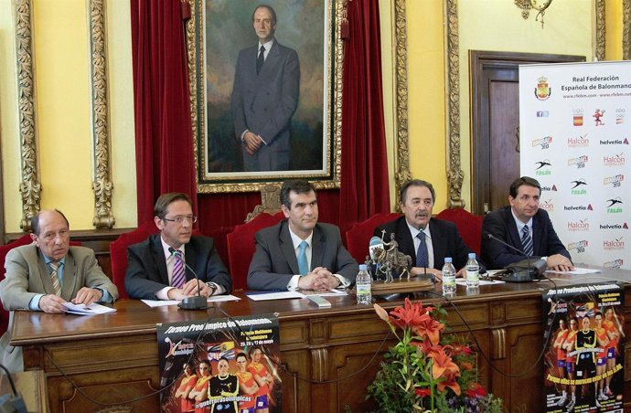 Presentación Del Preolímpico Femenino