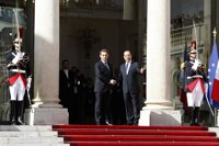 Hollande toma posesión como presidente de la República francesa 