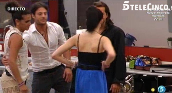 Reencuentro entre Noemí y Alessandro