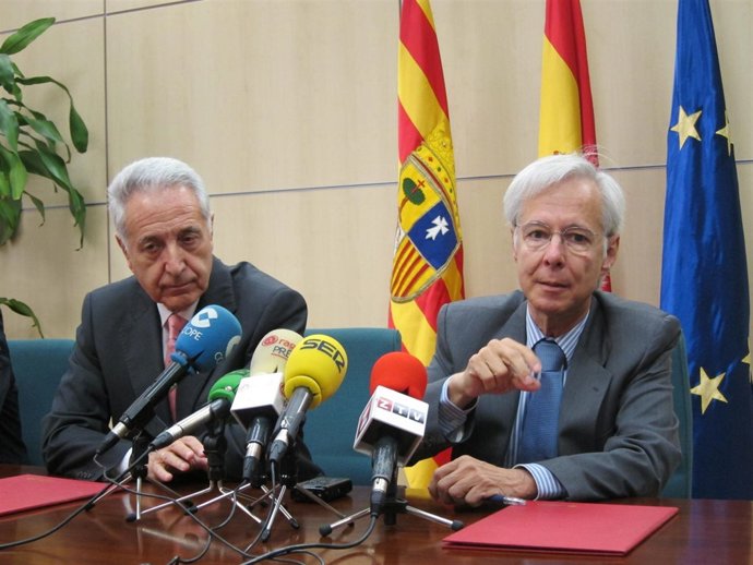 Modesto Lobón Y Jaime Gros.