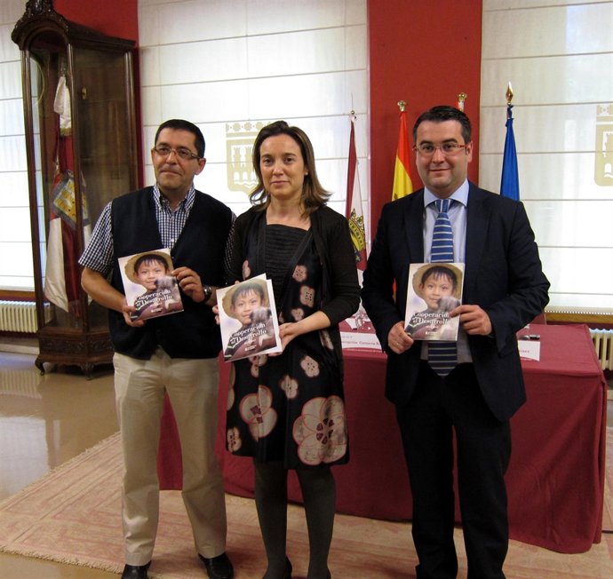 Gamarra, Merino Y Chimeno, Con La Revista