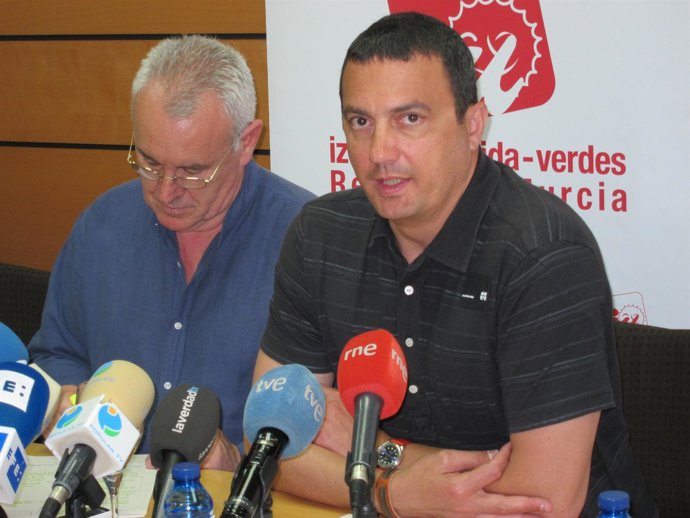 Pujante Y Lara En La Rueda De Prensa