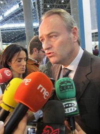Urdangarin.- Fabra dice que en la administración "no puede haber imputados porque los ciudadanos exigen ejemplaridad"
