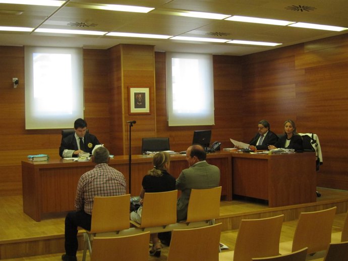 Juicio Al Alcalde De Borriol (Castellón)