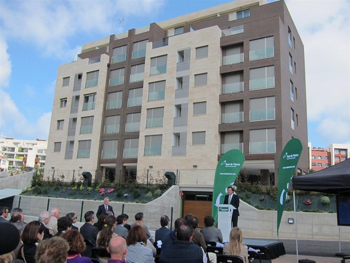 Inauguración De Los Edificios 'Los Alcatraces'