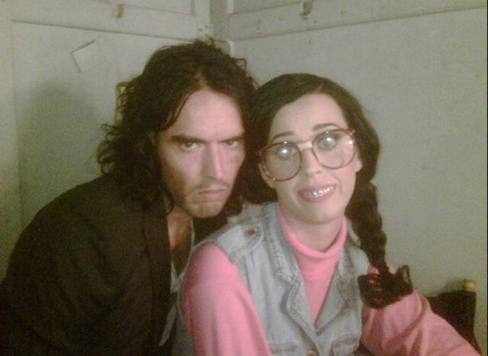 RUSSELL BRAND EN LOS PEOPLE CHOICE AWARDS 2010