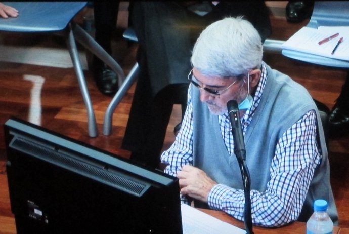 El acusado José Mora declarando en el juicio del caso 'Malaya'