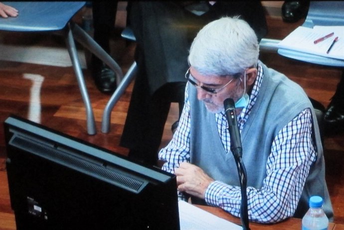 El acusado José Mora declarando en el juicio del caso 'Malaya'
