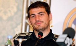 El Portero Del Real Madrid Iker Casillas En Rueda De Prensa