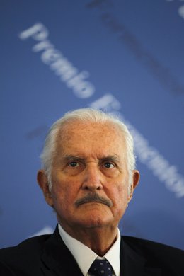  Carlos Fuentes 