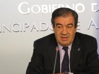 Cascos cree que Rato mantiene "inalterable" su prestigio