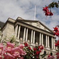 El Banco de Inglaterra empeora sus pronósticos de inflación y crecimiento