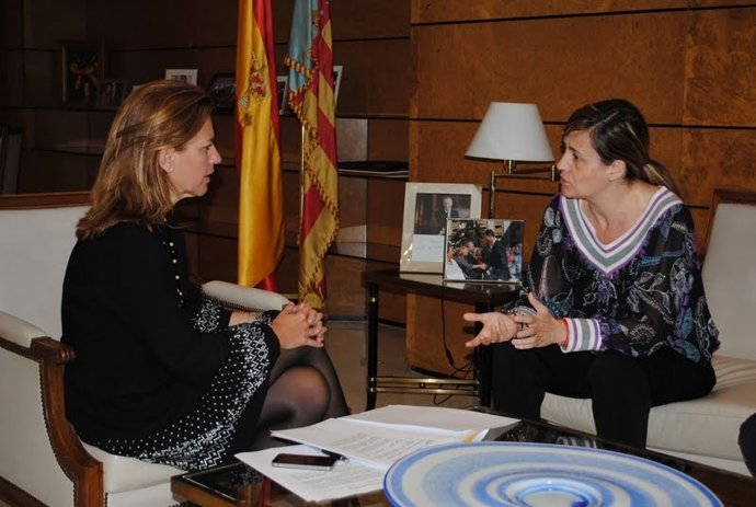 Reunión De Sánchez De León Y Bastidas