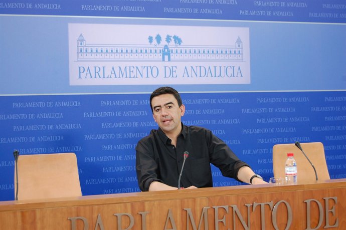 Mario Jiménez, Hoy En Rueda De Prensa