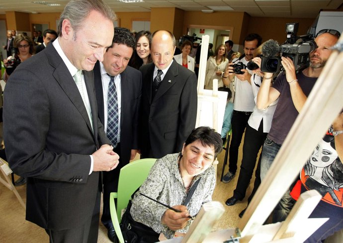 Fabra En La Inauguración Del Centro De Día