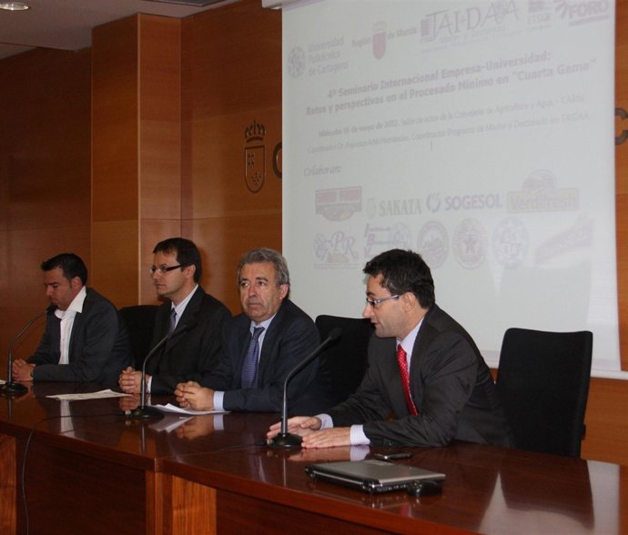 Artés, Fernández, Cerdá Y Pérez