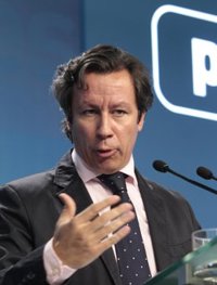 Floriano diz que cuando hai qu'escoyer Rosa Díez vuelve "siempre a los sos orixes"