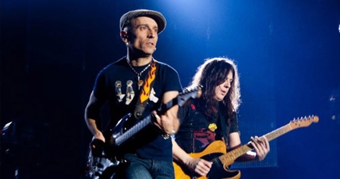 Fito & Fitipaldis En La Final De Copa