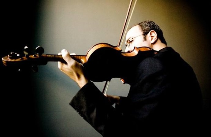 El Violinista Y Director Serbio Gordan Nikolic.