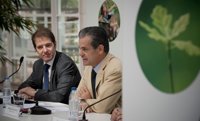 Los españoles reciclaron 7 de cada 10 envases en 2011, un 3,6 por ciento más que en 2010, según Ecoembes