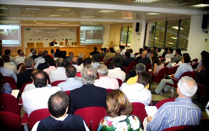 Nota Y Foto De Extenda