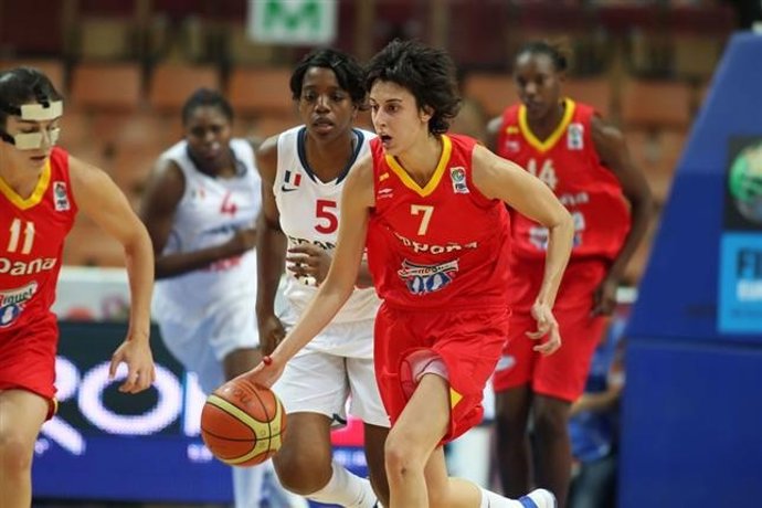 Un Horrible Último Cuarto Condena A España Ante Francia