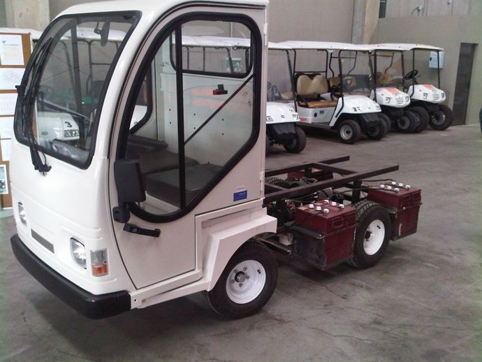 Prototipo Del Vehículo Homologado Para Distribución Urbana De Mercancías