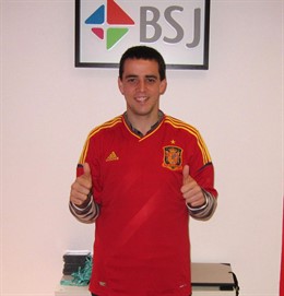 Jesús Martín, Autor Del Lema Que Lucirá El Autobús De España Durante La Eurocopa