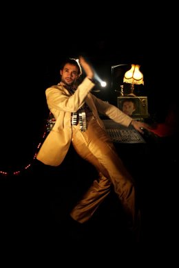 Mopa Estrena Este Sábado 'Sad Dance Therapy' En El Teatro Central