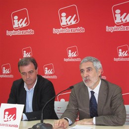 Dacio Alonso Y Gaspar Llamazares