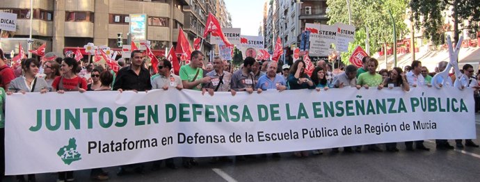 Manifestación En Murcia Contra Los Recortes En Educación