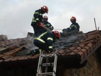 Los bomberos señalan a Díaz como la "única responsable" del estado en que queden las emergencias tras el ERE
