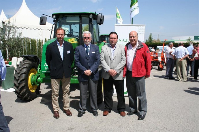 El Presidente, Los Vicepresidentes Y El Secretario General De Asaja-A