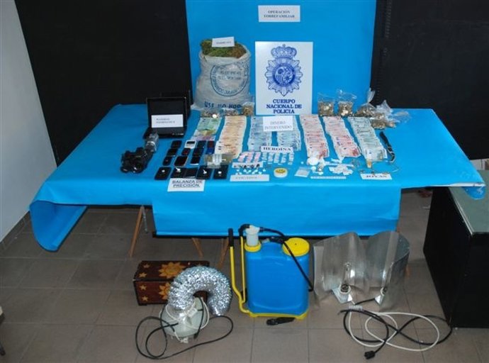 Material Intervenido En La Operación En La Calle Torremolinos