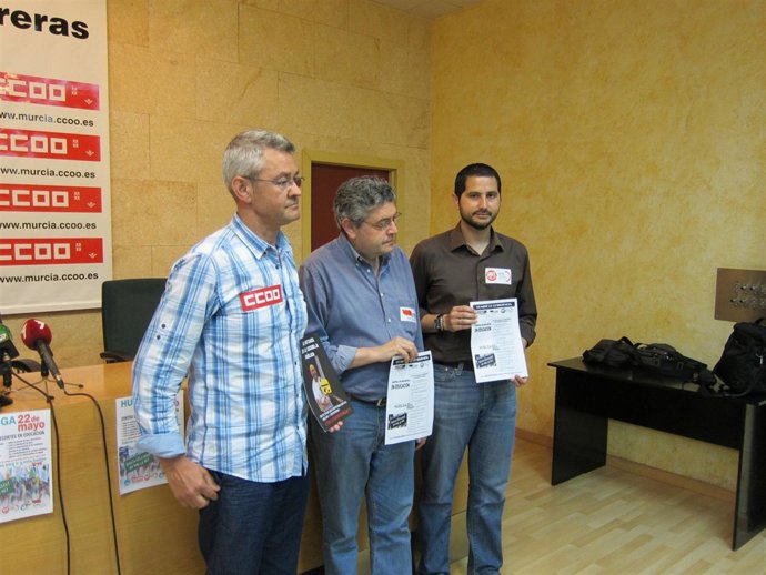 Imagen De Los Tres Miembros Del Comité De Resistencia