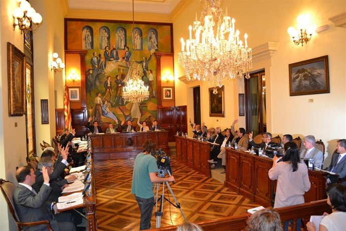 Pleno Municipal De La Diputació De Lleida